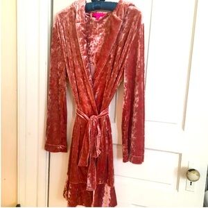 Betsey Johnson Blush Velvet Robe